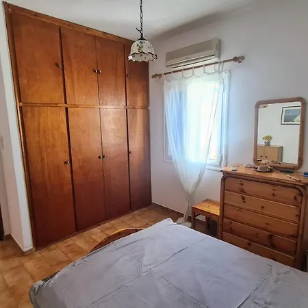 Holiday home Captain's George Livadi (Serifos)